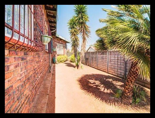 3 BEDROOM HOUSE FOR SALE IN BIRCH ACRES